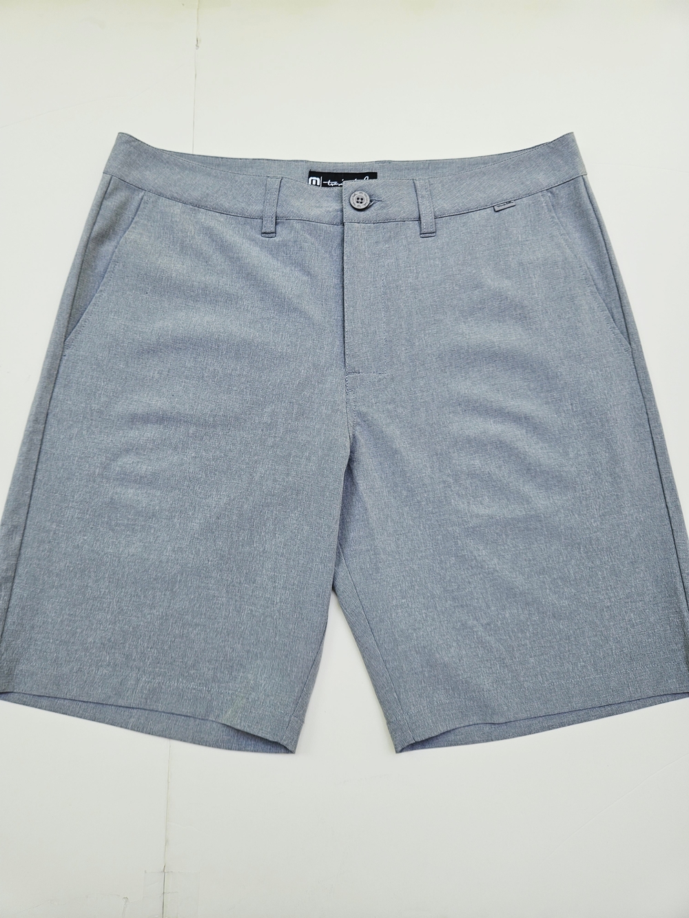 TravisMathew Men's Gray Performance Golf Shorts Size 35 Stretch Casual NWOT